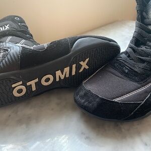 Men’s weightlifting shoes